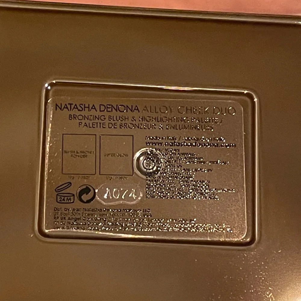 Natasha Denona Alloy Cheek Duo, a bronze and glow palette